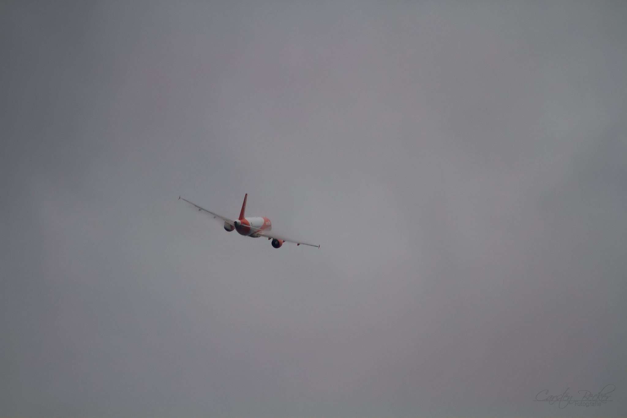 20190929_dus_easyjet_a320_oeivx_018265741191388834061