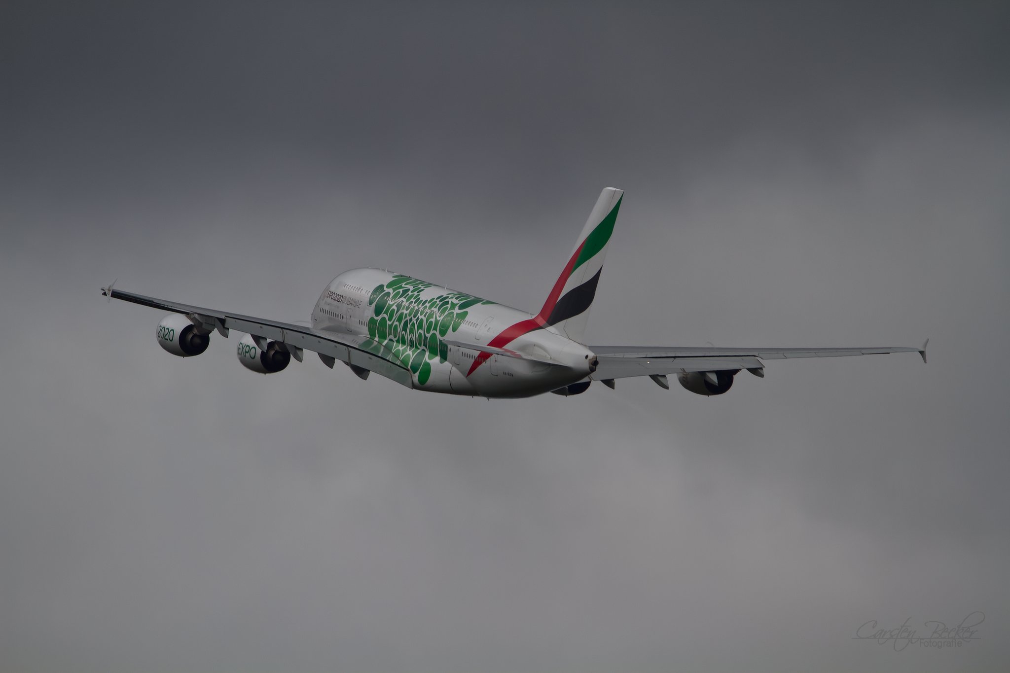 20190929_dus_emirates_a380_a6eow_013804205701927160763